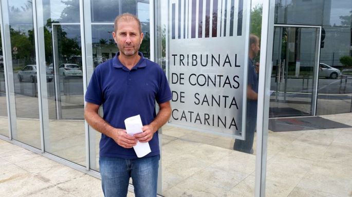 Vereador Rogério protocola documentos no Tribunal de Contas do Estado de Santa Catarina